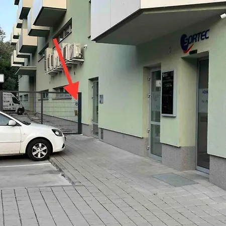Moderny Apartman S Terasou Appartement *
