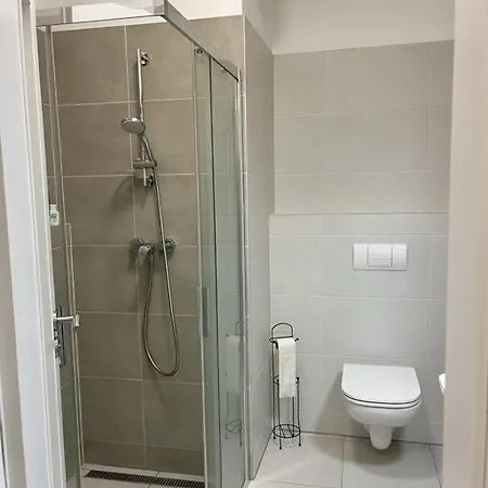 Moderny Apartman S Terasou Appartamento